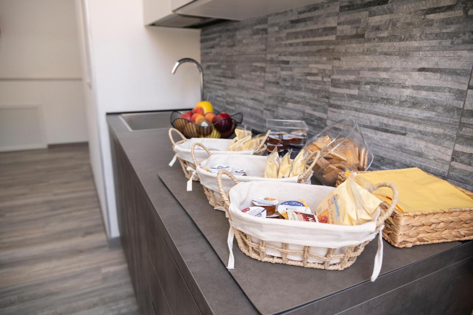 Trastevere Luxury Rooms Рим Экстерьер фото